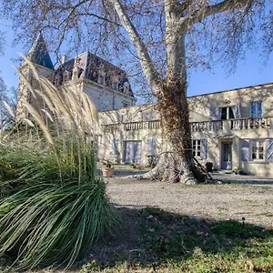L'annexe Du Château Violès
